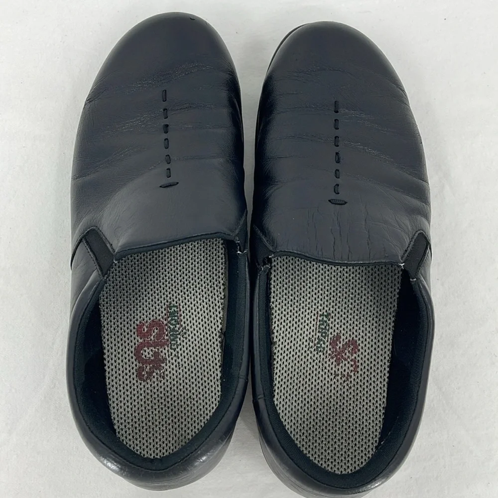 SAS WOMENS SIZE 9  Black Leather Slip-On Shoes